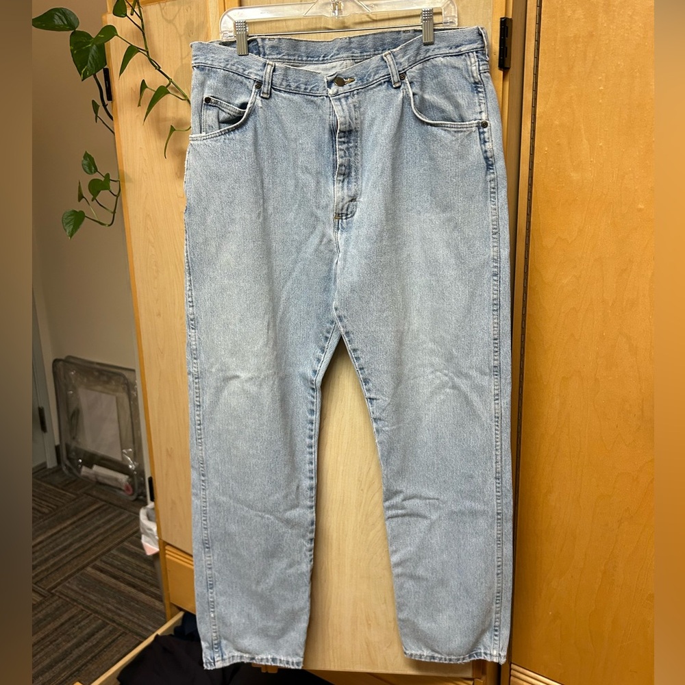 baggy wrangler jeans